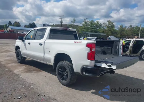 2021 Chevrolet Silverado 1500 4Wd Short Bed Lt Trail Boss/4Wd Standard Bed Lt Trail Boss z USA, uszkodzony, nr VIN 1GCPYFEL9MZ438241